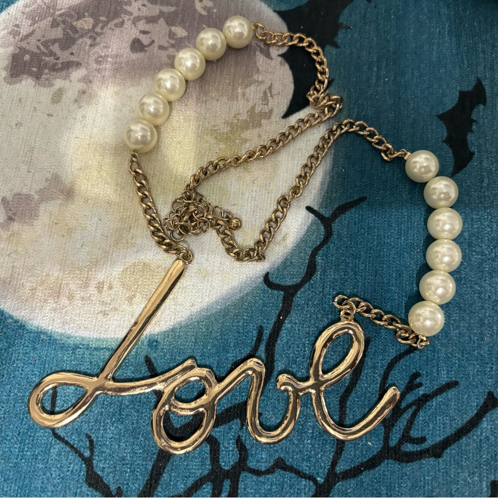 Love necklace
